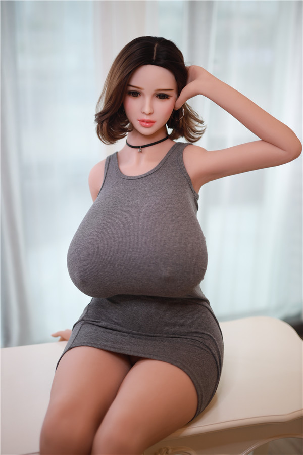 Yolande-170cm Big Tits Die erotischste Liebespuppe für Erwachsene